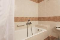 Kúpeľňa v ubytovaní Top-Class 2BR Apartment in Marousi by UPSTREET