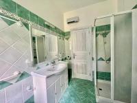 A bathroom at CASA VACANZE MARIAFRANCESCA