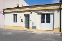 The building in which a vendégházakat is located