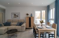 Posezení v ubytování AAC Málaga - Apartamento con terraza, muy amplio, totalmente equipado, cerca del centro y nuevo!