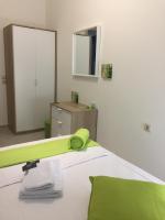 Posteľ alebo postele v izbe v ubytovaní *KASTELLINO* FULLY RENOVATED 4Beds/2Bathrooms