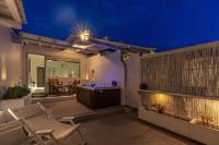 Posedenie v ubytovaní Bella View Mykonos Town Suites