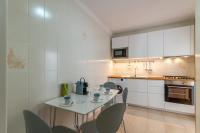 Kuchnia lub aneks kuchenny w obiekcie Can Picafort - 32631 Mallorca