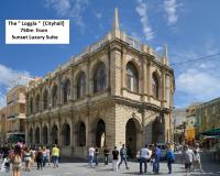 Hostia v ubytovaní Sunset Luxury Suite - Rooftop Apartment in the City Center