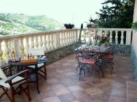 Balkón alebo terasa v ubytovaní La tana del tasso Ventimiglia