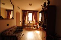 Posedenie v ubytovaní Albergo Alpino