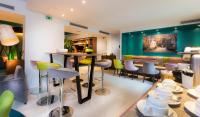 Hotel Acanthe - Boulogne Billancourtにあるシーティングエリア