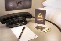 Hotel Acanthe - Boulogne Billancourtの見取り図または間取り図