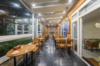 Restaurace v ubytování A25 Hotel - 23 Quán Thánh