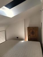Posteľ alebo postele v izbe v ubytovaní Villa Parenzo 150mt dal mare 8min piedi dal centro
