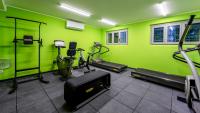 Centrum fitness w obiekcie Italianway - The B Village Business