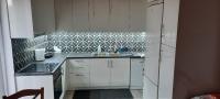 Kuchyňa alebo kuchynka v ubytovaní Super renovated maisonette - Σούπερ ανακαινισμένη μεζονέτα