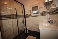Kúpeľňa v ubytovaní Moderan apartman u blizini mora