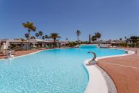 Bazén v ubytovaní Relaxing retreat in Maspalomas Lago - Fully renovated bungalow alebo v jeho blízkosti