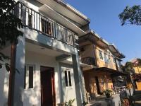 Zedekiah’s Apartments and Transient House with private swimming pool 2 - Housity