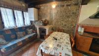 Kuchyň nebo kuchyňský kout v ubytování Casa Duje, Casa para 7 en plenos Picos de Europa - CA-930-AS