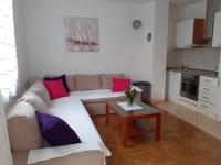 Kuchnia lub aneks kuchenny w obiekcie Apartment Conty on the ground floor