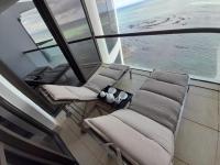 Luxury Ocean View 1203にあるシーティングエリア