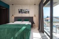 Posteľ alebo postele v izbe v ubytovaní Luxury villa PRESTIGE with sauna and jacuzzi