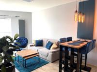 Posedenie v ubytovaní APARTAMENT ELEGANCE BLUE w Let's Sea Basen&SPA