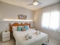 Postel nebo postele na pokoji v ubytování Carreta Sea Views by Hello Homes Sitges