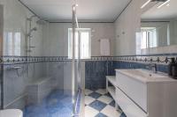 Kúpeľňa v ubytovaní Edén Costa Lago PRIMERA LÍNEA DE MAR