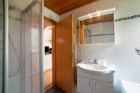 Kúpeľňa v ubytovaní Masulhof Ferienwohnung Veilchen