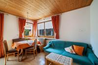 Posedenie v ubytovaní Masulhof Ferienwohnung Veilchen