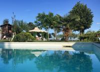 The swimming pool at or close to Appartamento con Piscina e Giardino a Siena