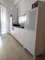 Kuchnia lub aneks kuchenny w obiekcie Apartman Botivo