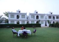 En have udenfor Aravali Hills Resort