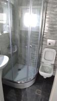 Kúpeľňa v ubytovaní Boho Studios Liapades - Near restaurants, bus and beaches