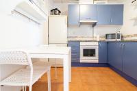 Kuchyň nebo kuchyňský kout v ubytování Global Properties, Apartamento Ideal Familias en Canet Playa