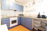 Kuchyň nebo kuchyňský kout v ubytování Global Properties, Apartamento Ideal Familias en Canet Playa