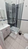 A bathroom at Essenza del Tempo Inn