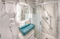 A bathroom at Maison Marienne - Deluxe B&B