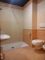A bathroom at Hotel Valentino Centro Storico
