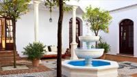 Zahrada ubytování Paradisiacal Villa in Benahavís with Jacuzzi and Private Pool