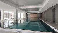 Bazén v ubytování Ferienwohnung am Schluchsee mit Balkon & Pool nebo v jeho okolí