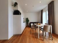 Superior Beach Aparthotelにあるテレビまたはエンターテインメントセンター