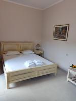 Posteľ alebo postele v izbe v ubytovaní Anesis Village Studios and Apartments