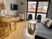 Posedenie v ubytovaní Apartament Przytulny w Krynicy-Zdrój