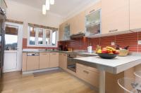 A kitchen or kitchenette at Nuvola Verde