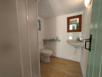 A bathroom at Cortijo Vacas Gordas Villas
