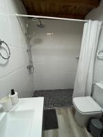 A bathroom at Avenida central