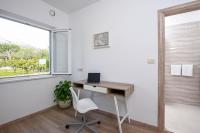 TV a/nebo společenská místnost v ubytování Apartments Marina