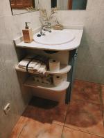 A bathroom at Apartaments Cel i Fusta