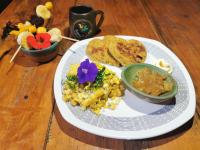 Jídlo v hotelu nebo okolí