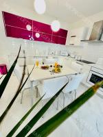 Kuchyň nebo kuchyňský kout v ubytování Milos City Center Apt. 32