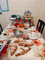 Jedlo v ubytovaní bed & breakfast alebo blízkom okolí
